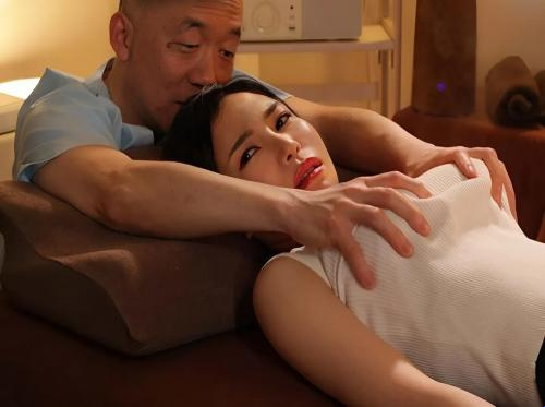 Con dâu đi massage bắt gặp bố chồng là nhân viên và cái kết
