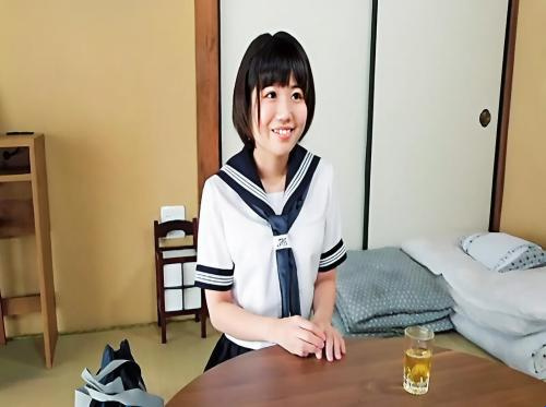 女学生打工结束
