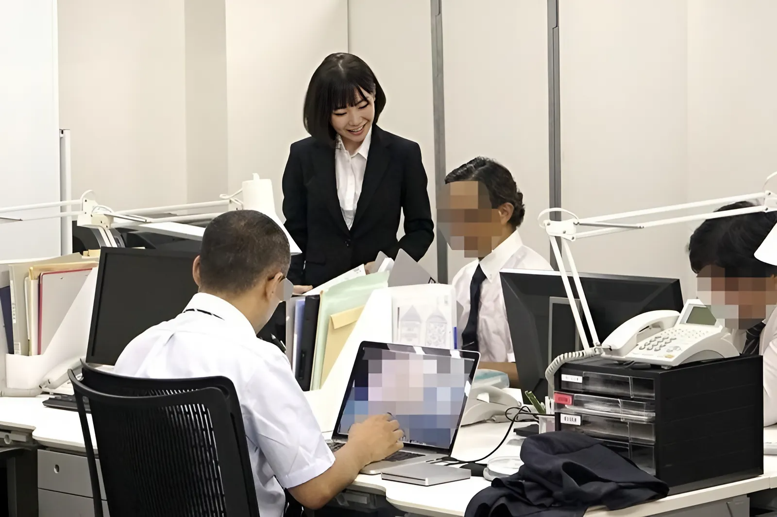 PRED-116 Khi Eimi Fukada làm thư ký